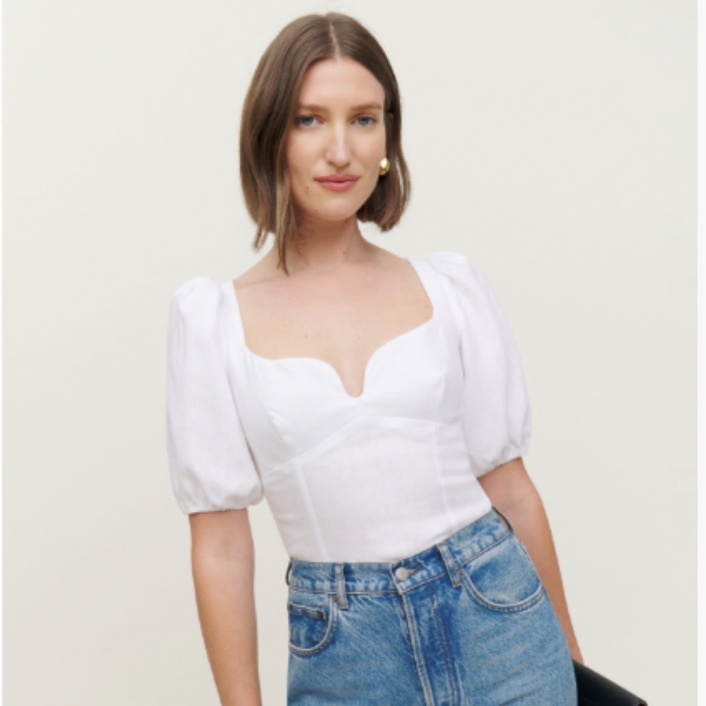 Mia linen top NWT!